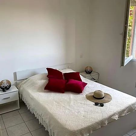 Grand 4 Pers - Bien Ventile - Terrasse - Vue - Proche Saint-Pierre-la-Mer (Aude)